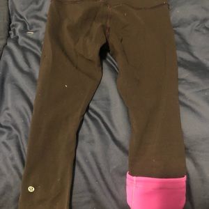 Lululemon reversible capris size 6